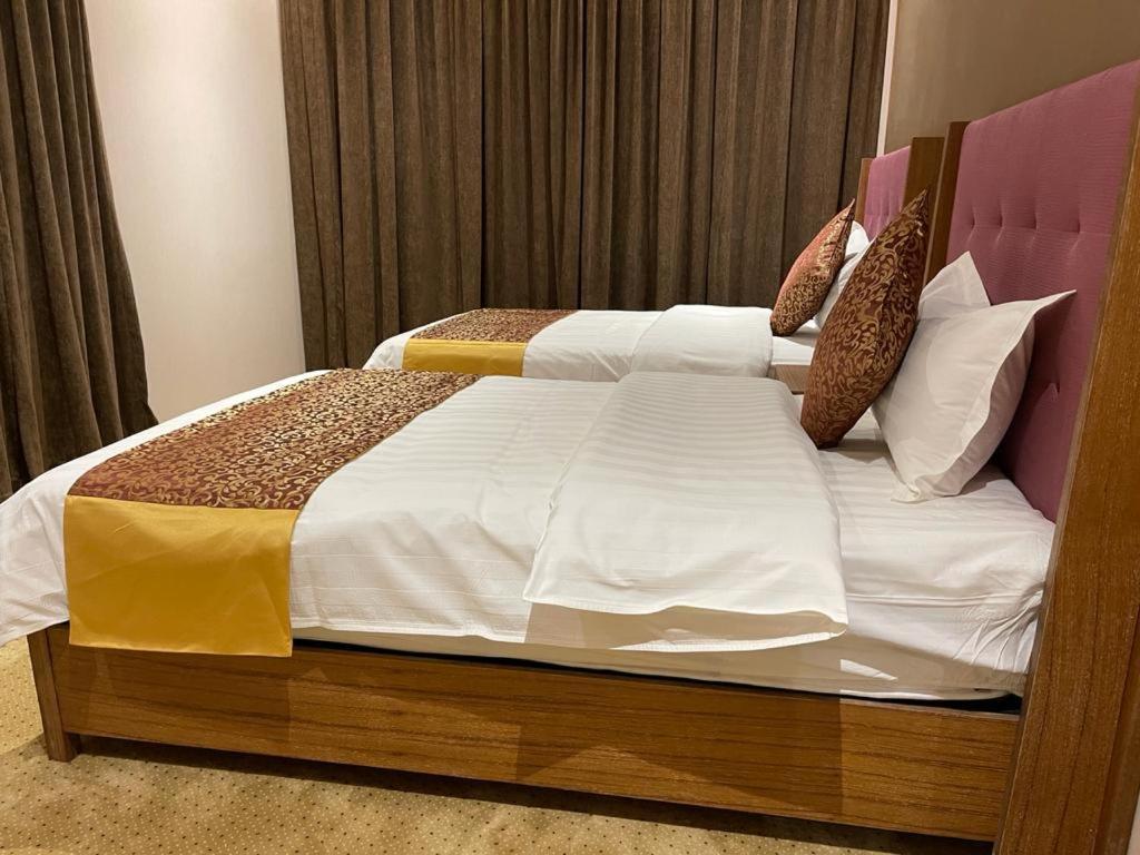 Hosta Al Yasmin Lejlighedshotel Riyadh Eksteriør billede