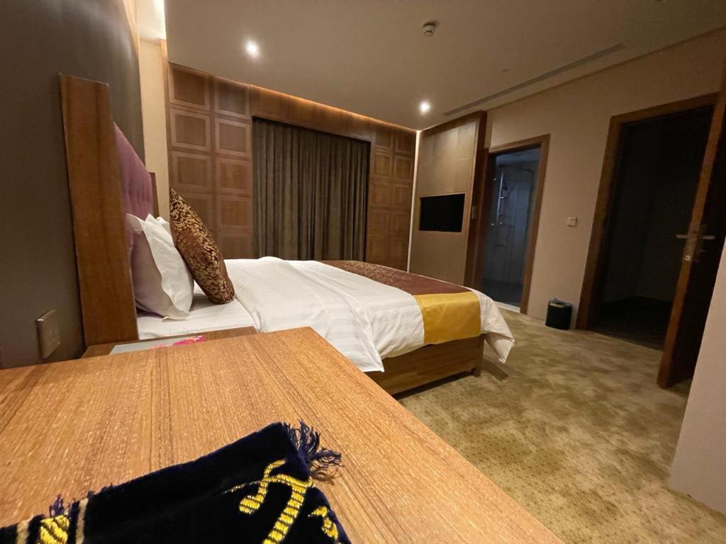 Hosta Al Yasmin Lejlighedshotel Riyadh Eksteriør billede